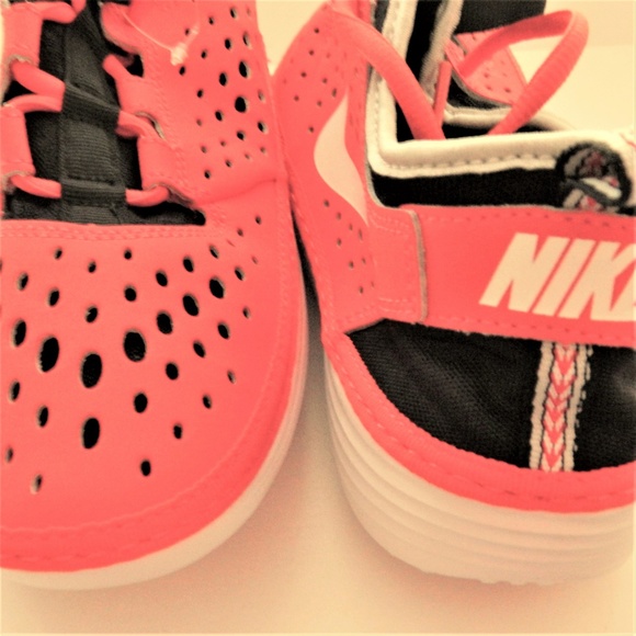 Nike shoes water casual Women 7 Orange Black new Plastic tag Discount Shipping!! main image 5